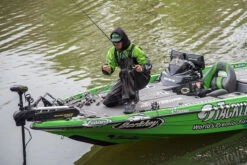 Abu Garcia Adrian Avenas Fantasista Premier / Revo AL-F LH Jig Casting Combo -Fishing Equipment Store adrian avenas abu garcia fnpc70 6 revoal f hs l jig casting combo 91143.1651242875
