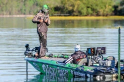 Abu Garcia Adrian Avenas Villain 2.0 / Revo AL-F RH Chatterbait Casting Combo -Fishing Equipment Store adrian avenas abu garcia vc70 6 revoal f chatterbait casting combo 23197.1651242884