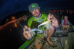 Abu Garcia Adrian Avenas Villain 2.0 / Revo AL-F RH Chatterbait Casting Combo -Fishing Equipment Store adrian avenas abu garcia vc70 6 revoal f chatterbait casting combo 49037.1651242884